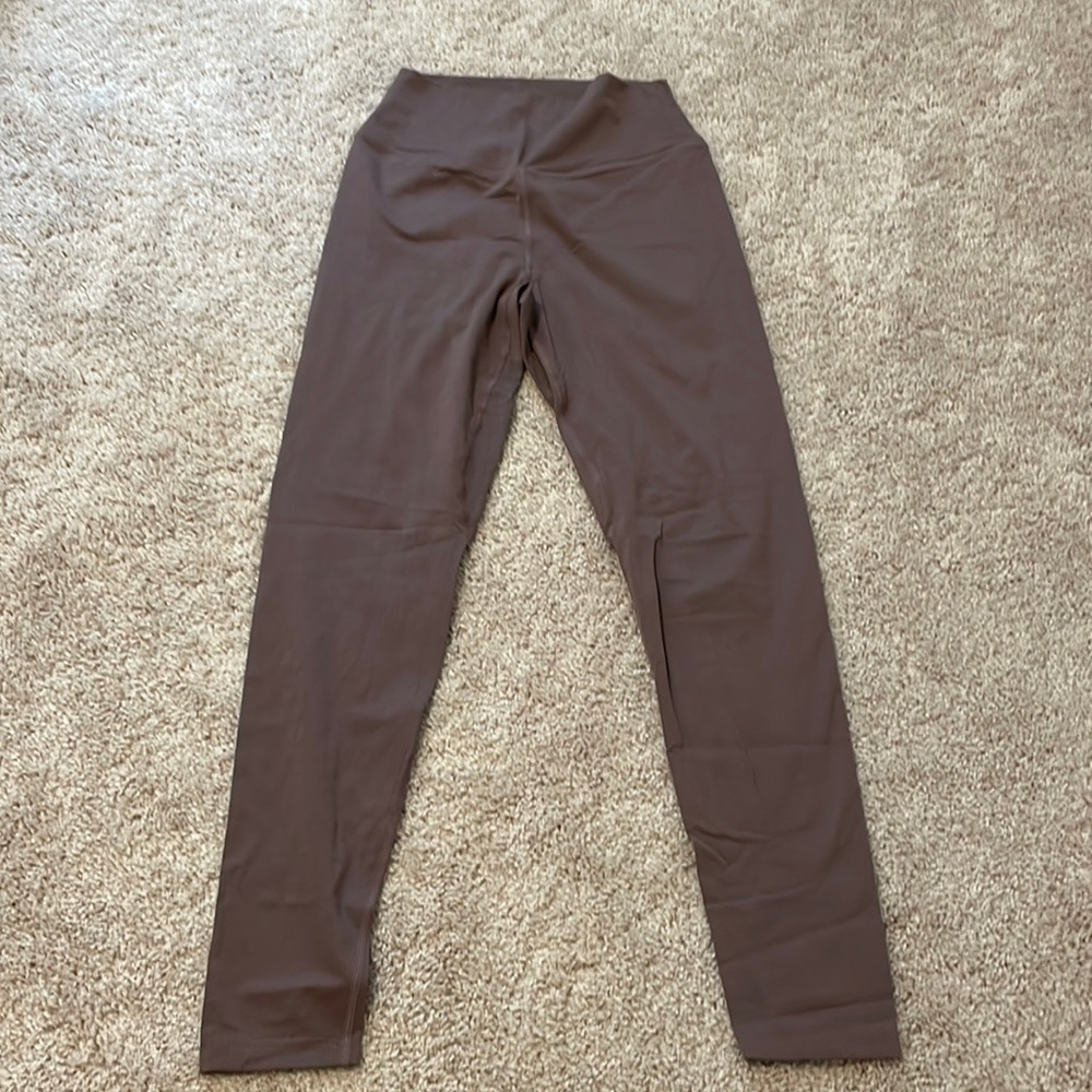 Excellent condition Vitality leggings in size large